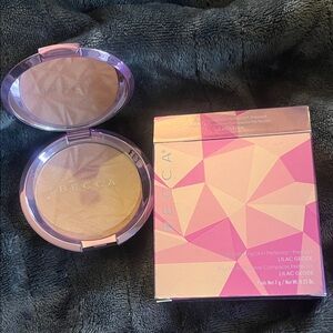 BECCA Shimmering Skin Perfector - Lilac Geode
